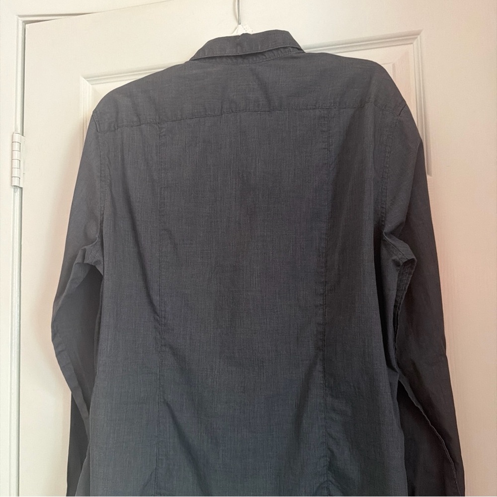 H&M Men's Dark Charcoal Button-Down Shirt - Picture 9 of 9